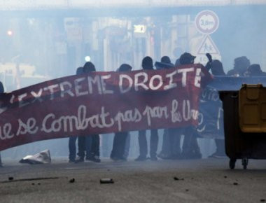 Παρίσι: Επικρατεί χάος, ένταση και φόβος λίγες ώρες πριν ανοίξουν οι κάλπες (φωτό, βίντεο)